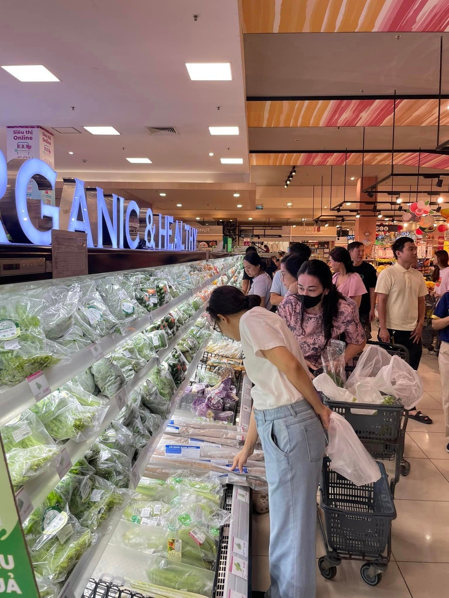 Supermarkets increase orders from the south following Typhoon Yagi