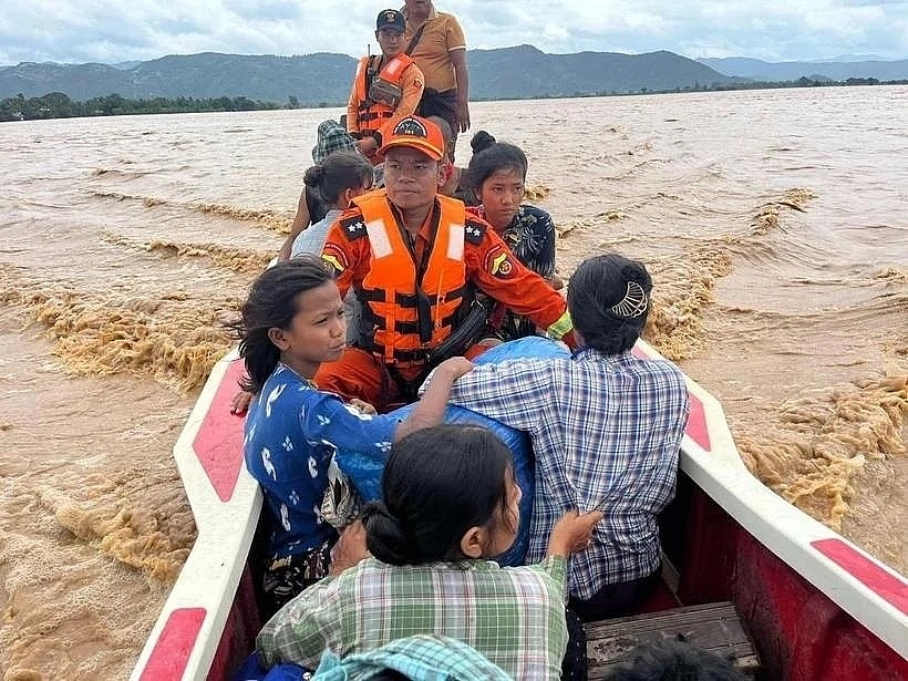 Thailand plans to hold talks with Myanmar to prevent cross-border flooding