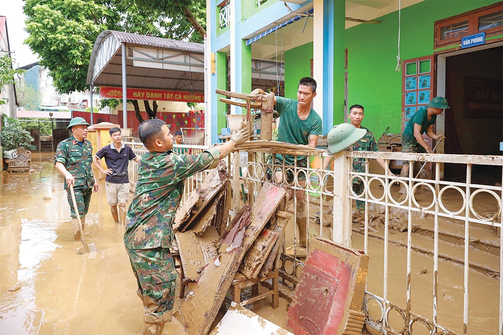 Hanoi endures widespread impact from Typhoon Yagi