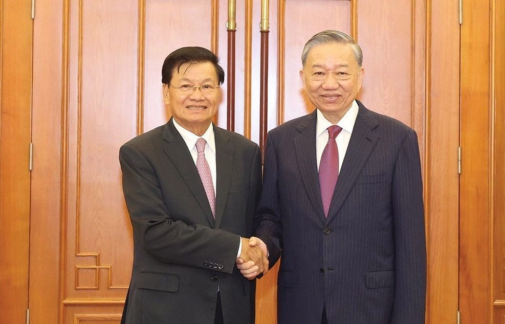 Vietnam and Laos vow to increase ties