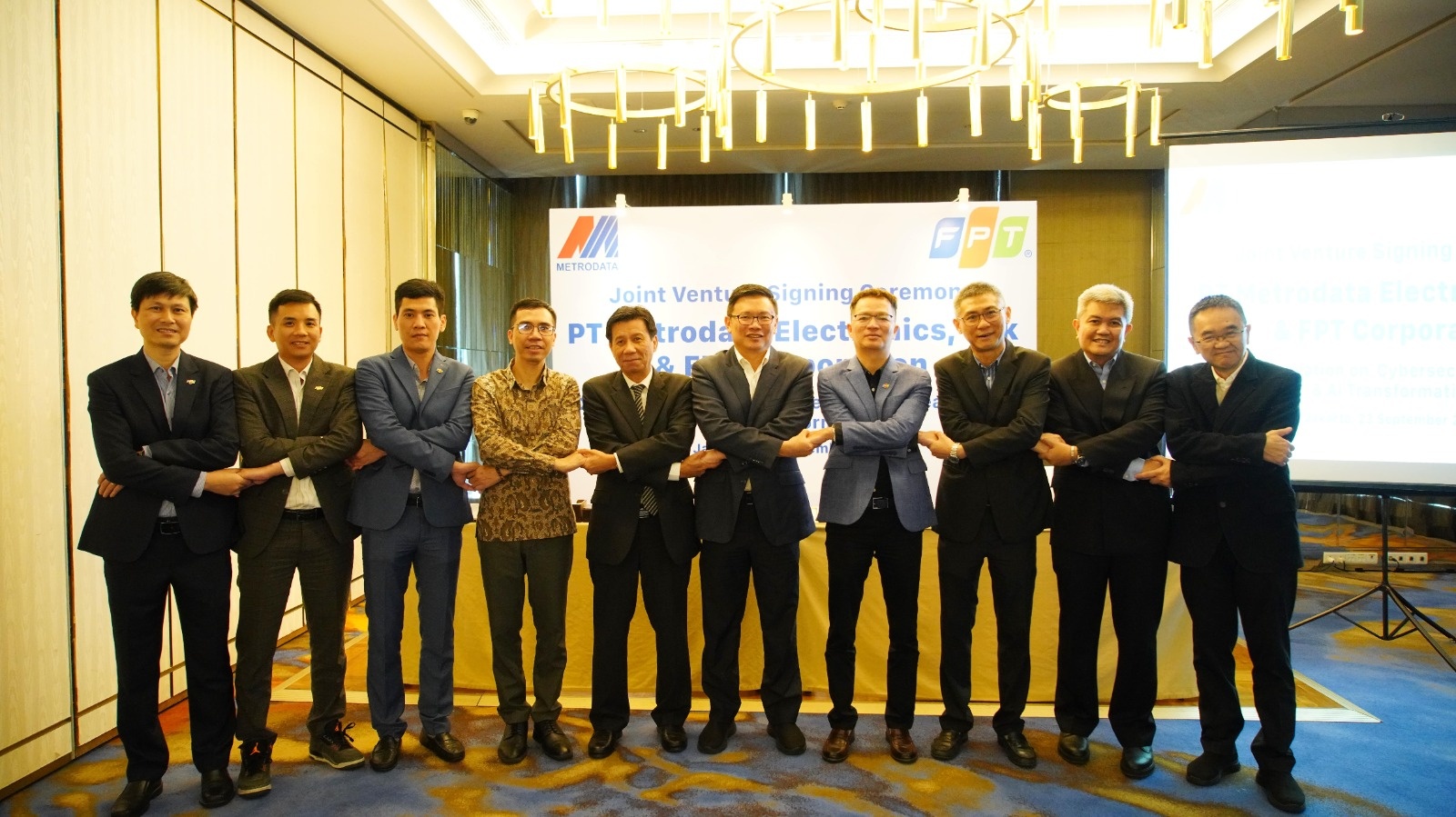 FPT IS and Metrodata partner to secure leadership in AI, cloud, and cybersecurity in Indonesia