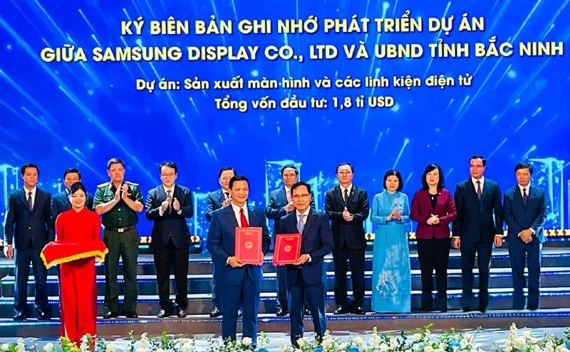 samsung display to pour 18 billion into new oled plant in bac ninh