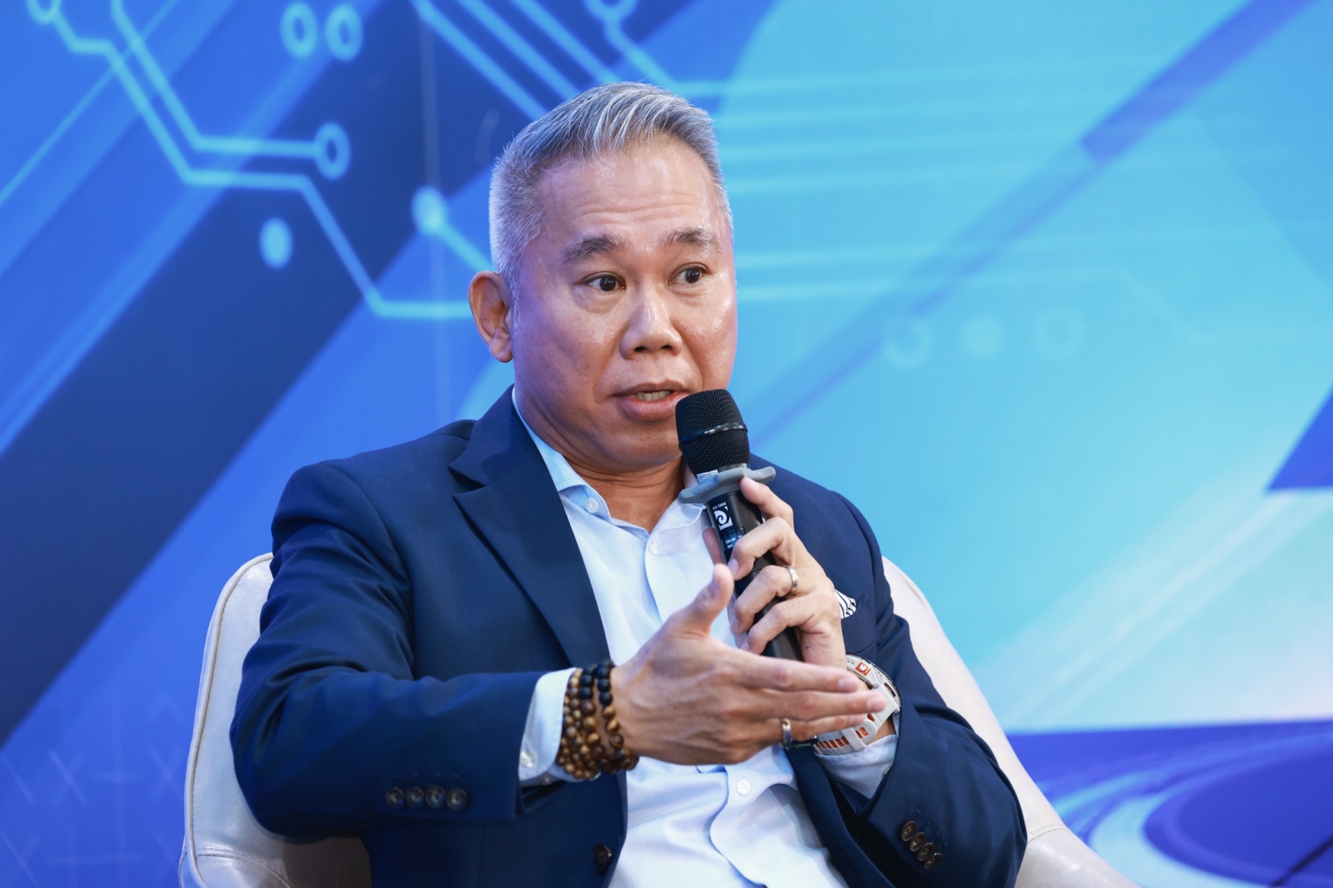 VIR panel says 5G could transform Vietnam