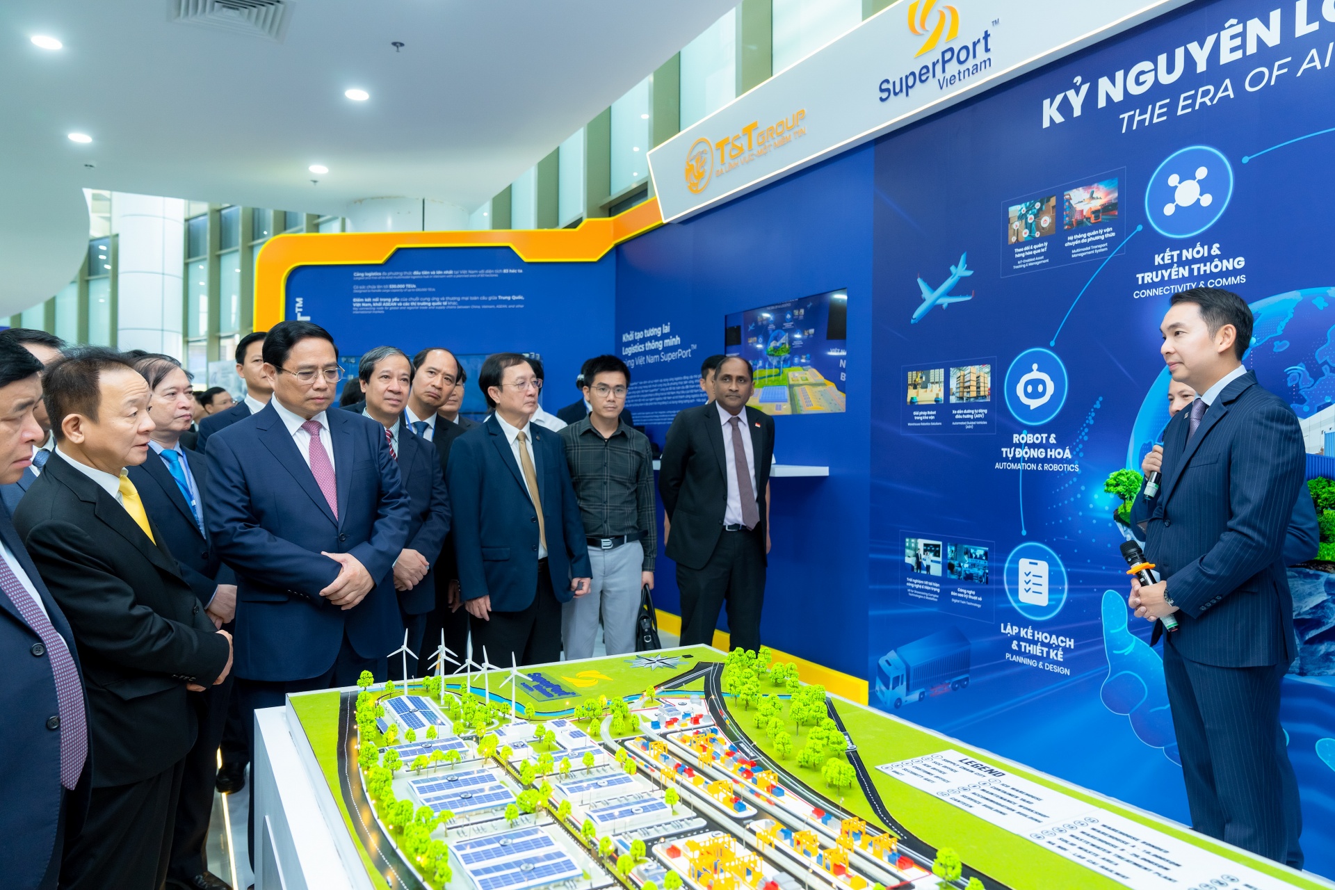 Vietnam SuperPort unveils digital transformation plan to boost connectivity