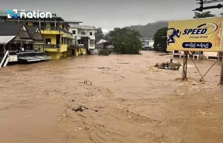 Flooding greatly impacts Thai economy