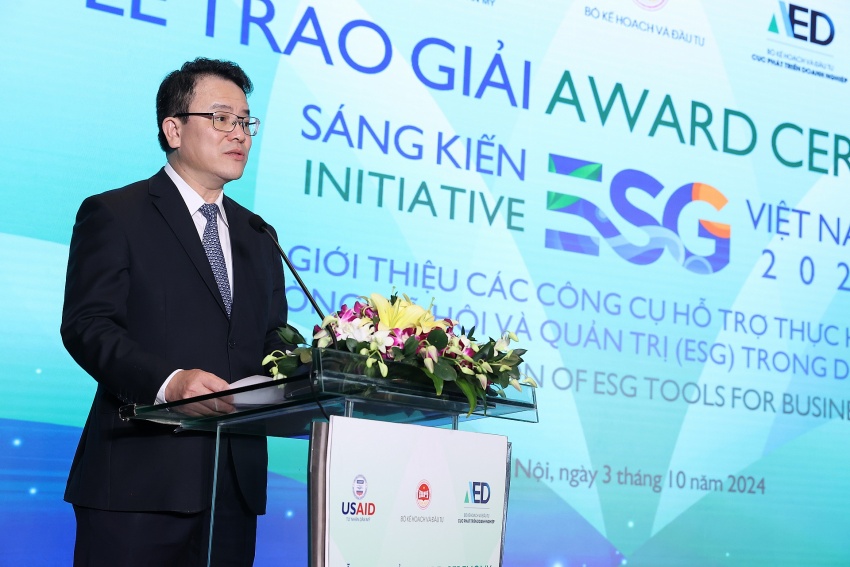 10 enterprises honoured at final round of 'Vietnam ESG Initiative 2024'