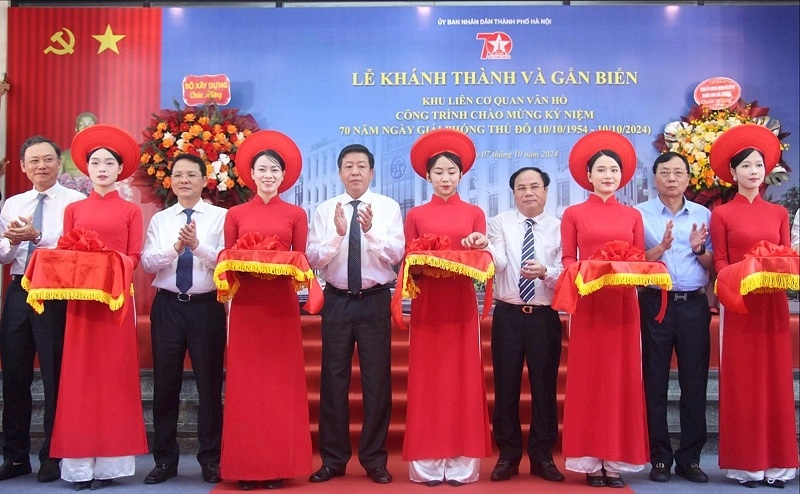 Hanoi inaugurates new multi-million-dollar headquarters for ministries