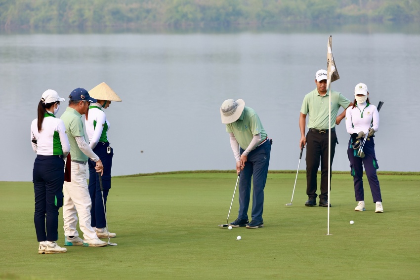 Hundreds gather at 2024 Swing for the Kids charity golf tournament