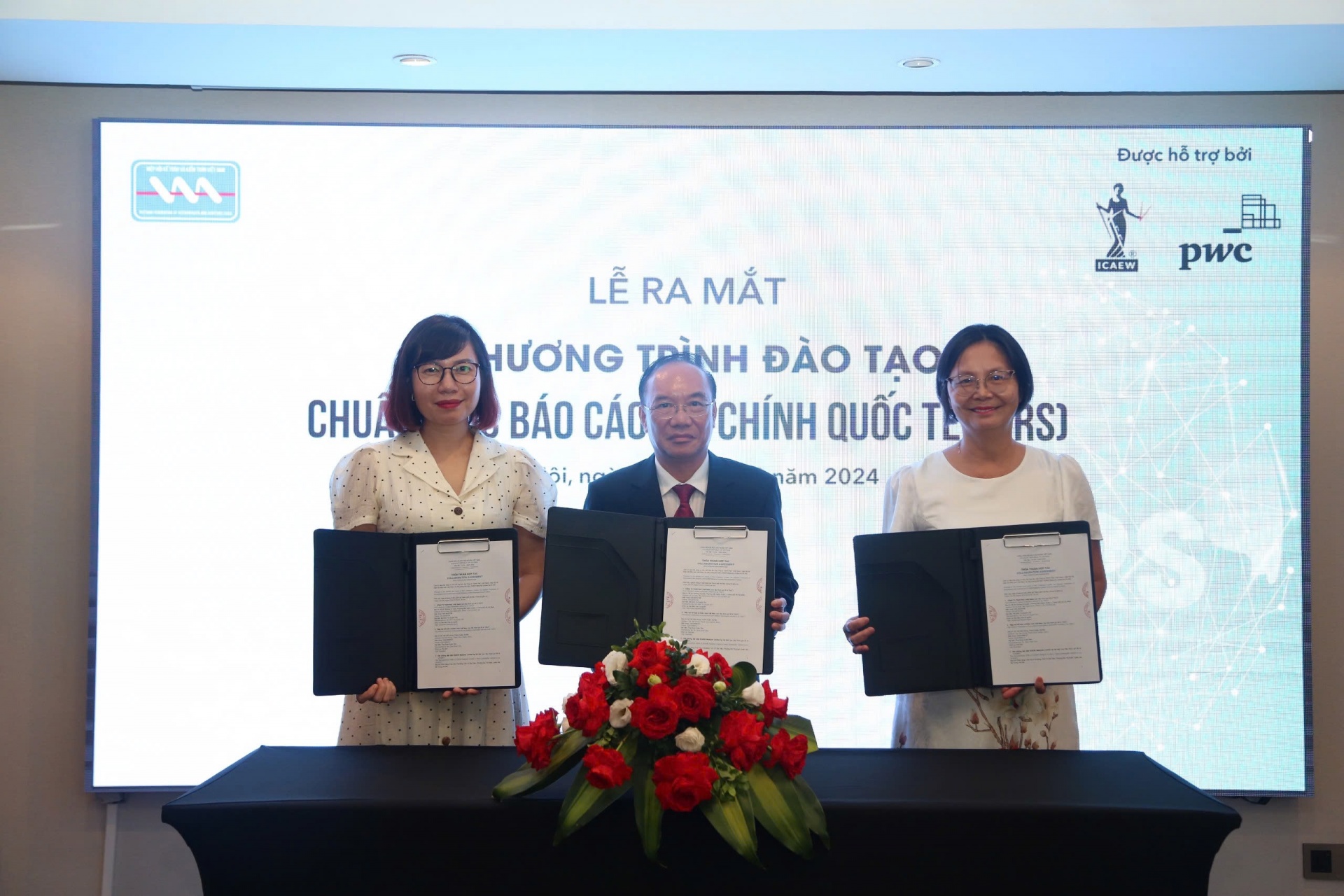 VAA officially implements International Financial Reporting Standards