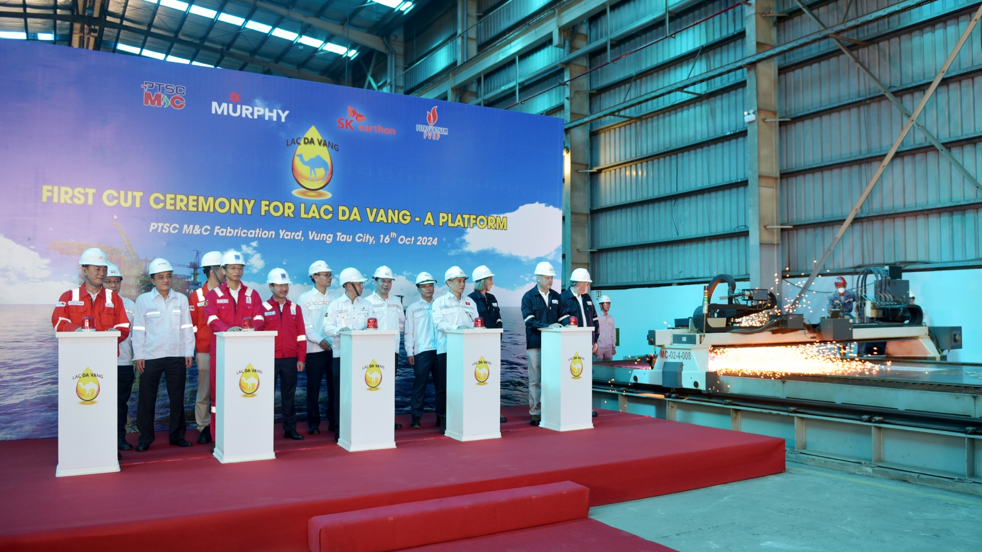 first steel cut for murphys lac da vang oil platform in vung tau