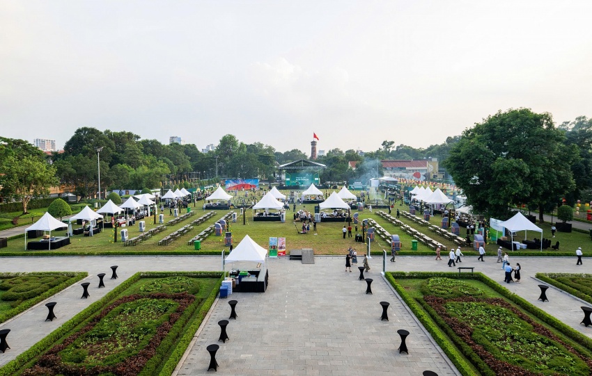 Australia and Vietnam strengthen ties at BBQ event