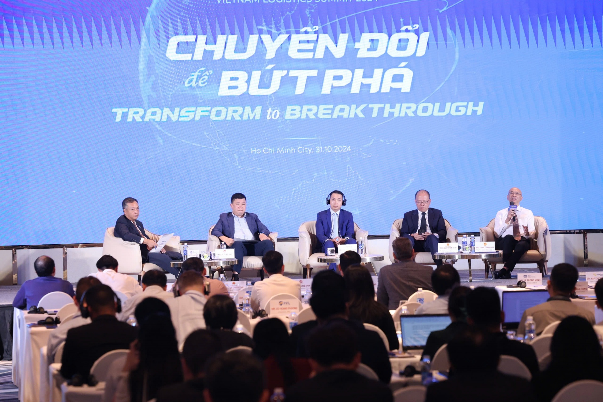 Vietnam's logistics sector confronts new challenges