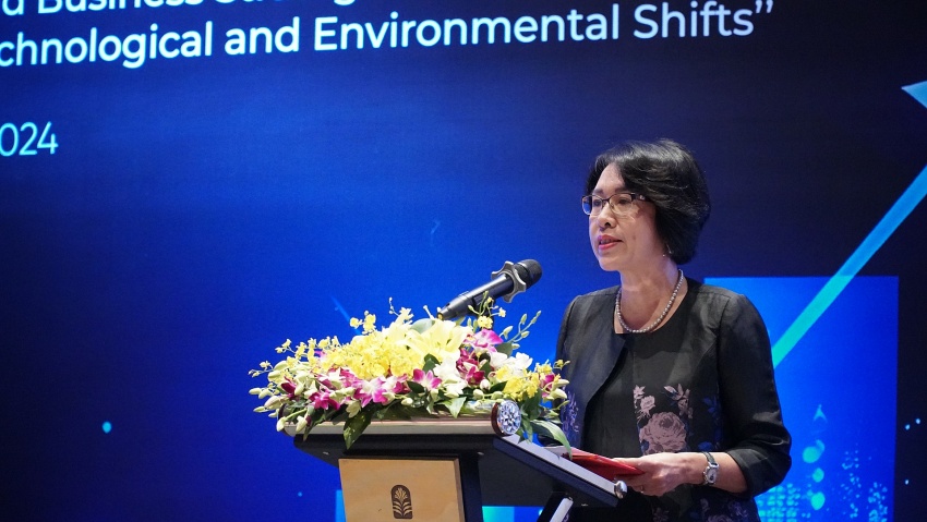 Tran Thi Hong Minh, president of CIEM-MPI speech at the forum. Photo: Organiser