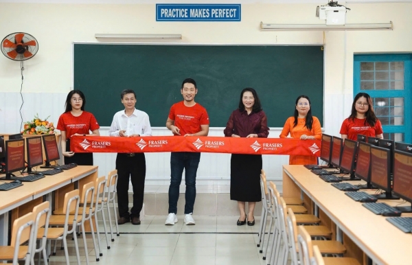 Frasers Property Vietnam sponsor new computer lab in Binh Duong