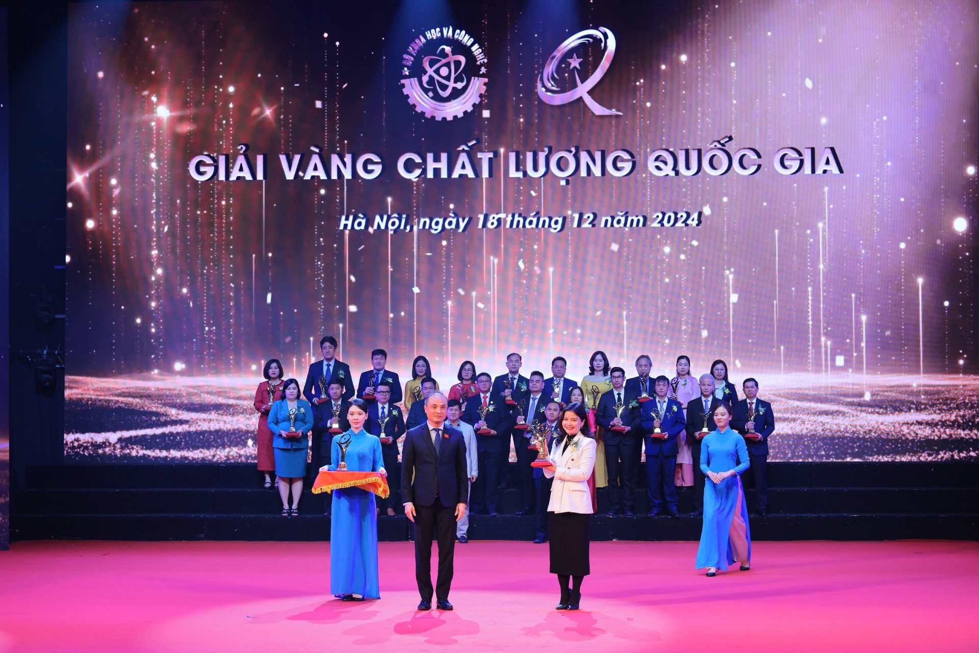 Nestlé Vietnam granted golden prize at Vietnam National Quality Awards