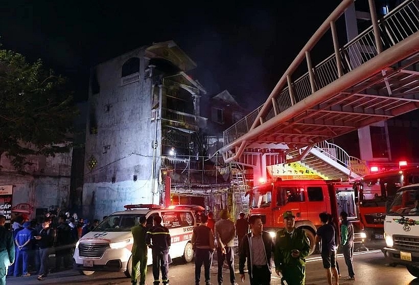 PM urges investigation into deadly café arson case in Hanoi