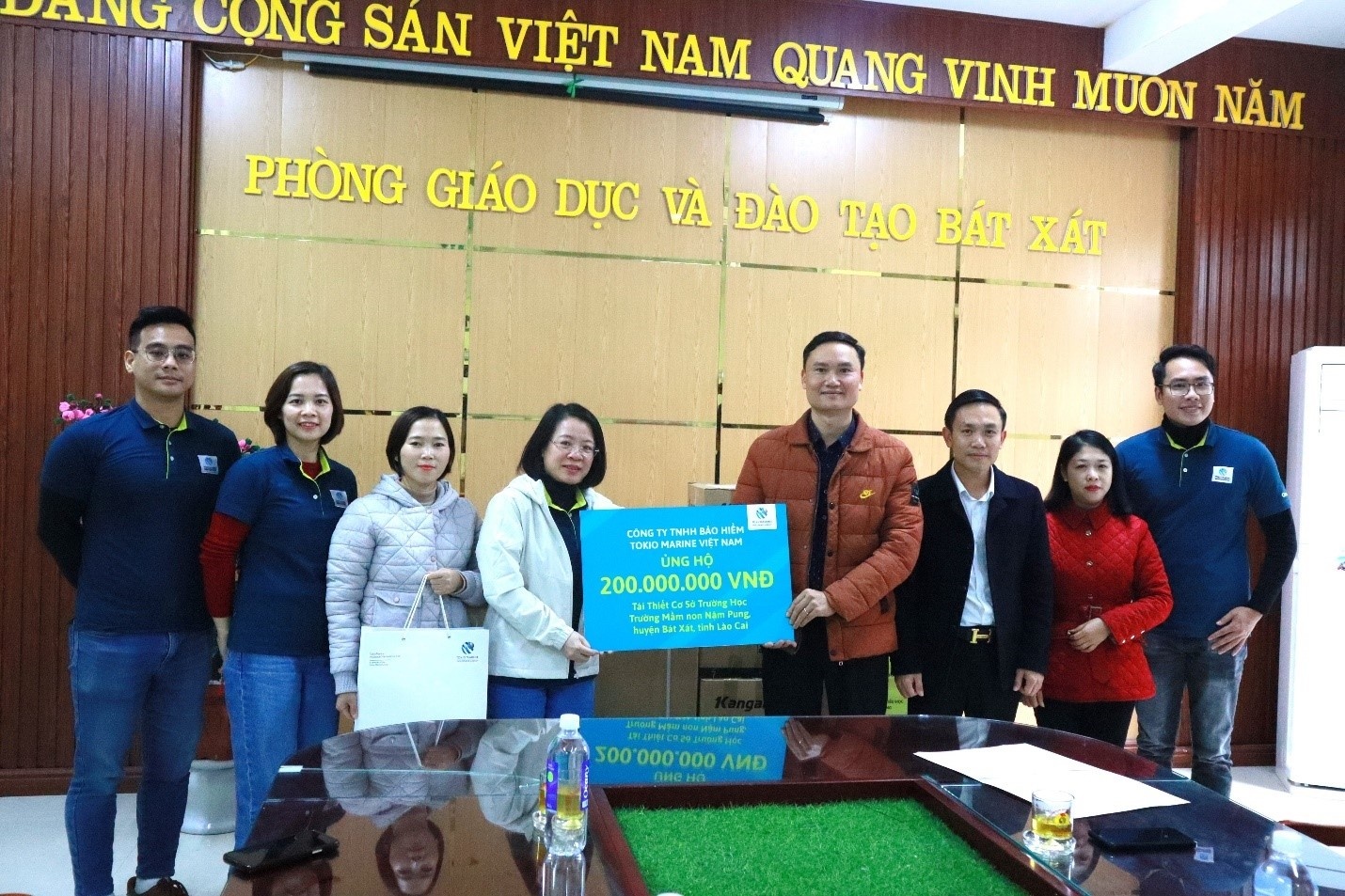 Tokio Marine Insurance Vietnam helps Lao Cai to recover from Typhoon Yagi