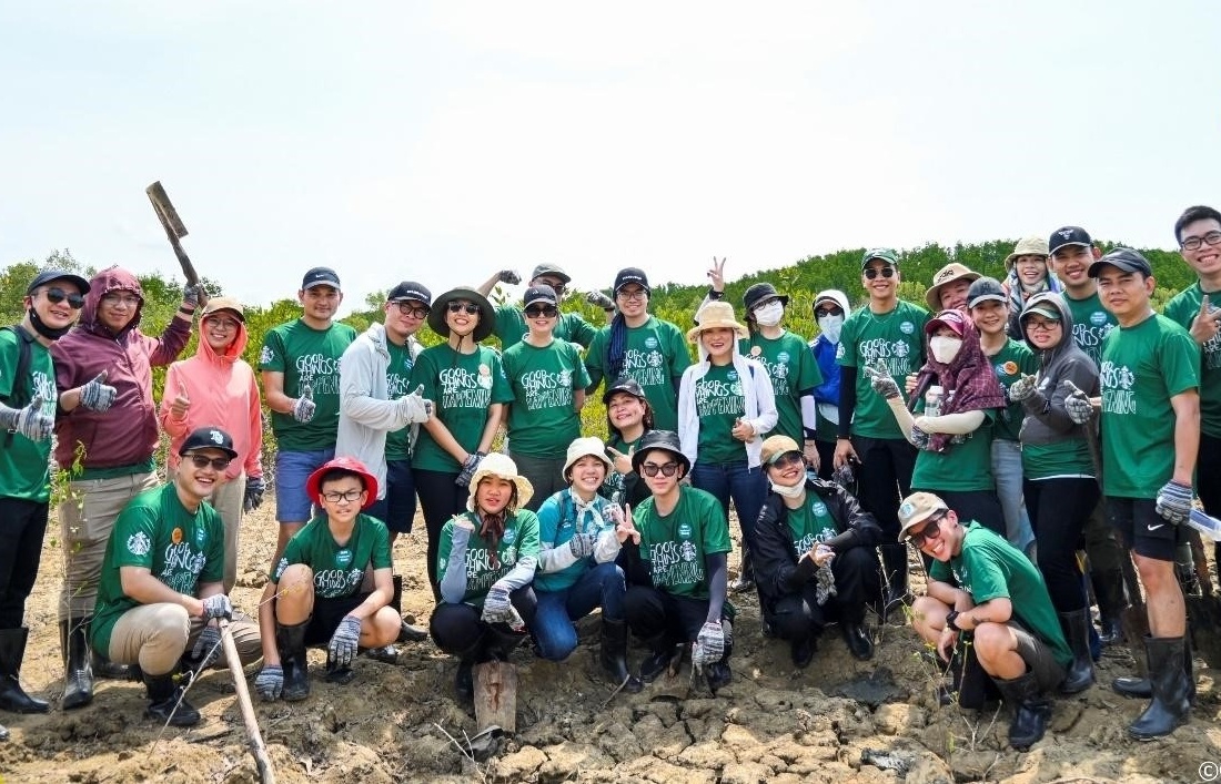 Starbucks Vietnam and Gaia to foster a greener environment