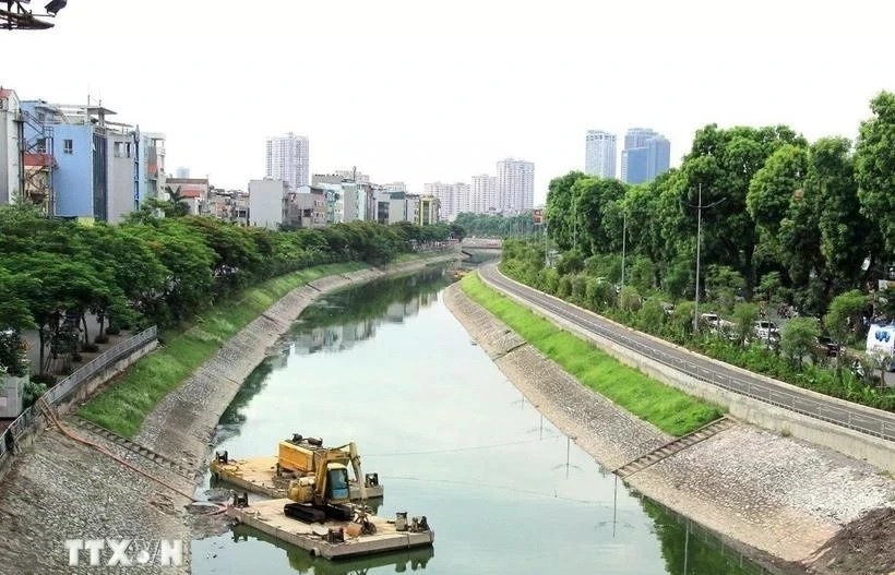 Hanoi aims to turn polluted To Lich River into green space