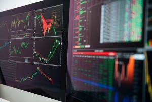 Securities firms raise capital in anticipation of market upgrade