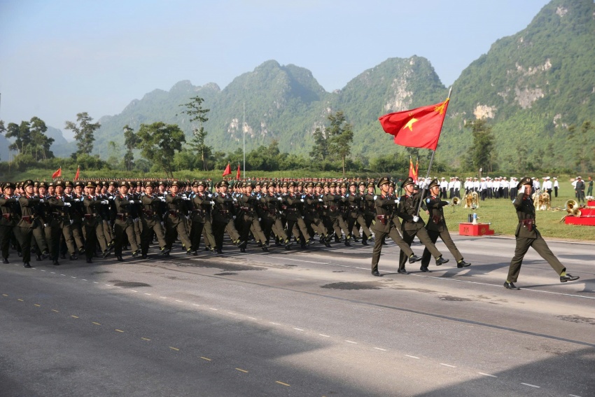 Vietnamese forces conduct large-scale rehearsals for National Day