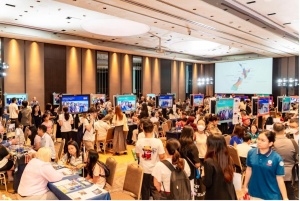 Strong turnout at New Zealand Education Fair in Hanoi
