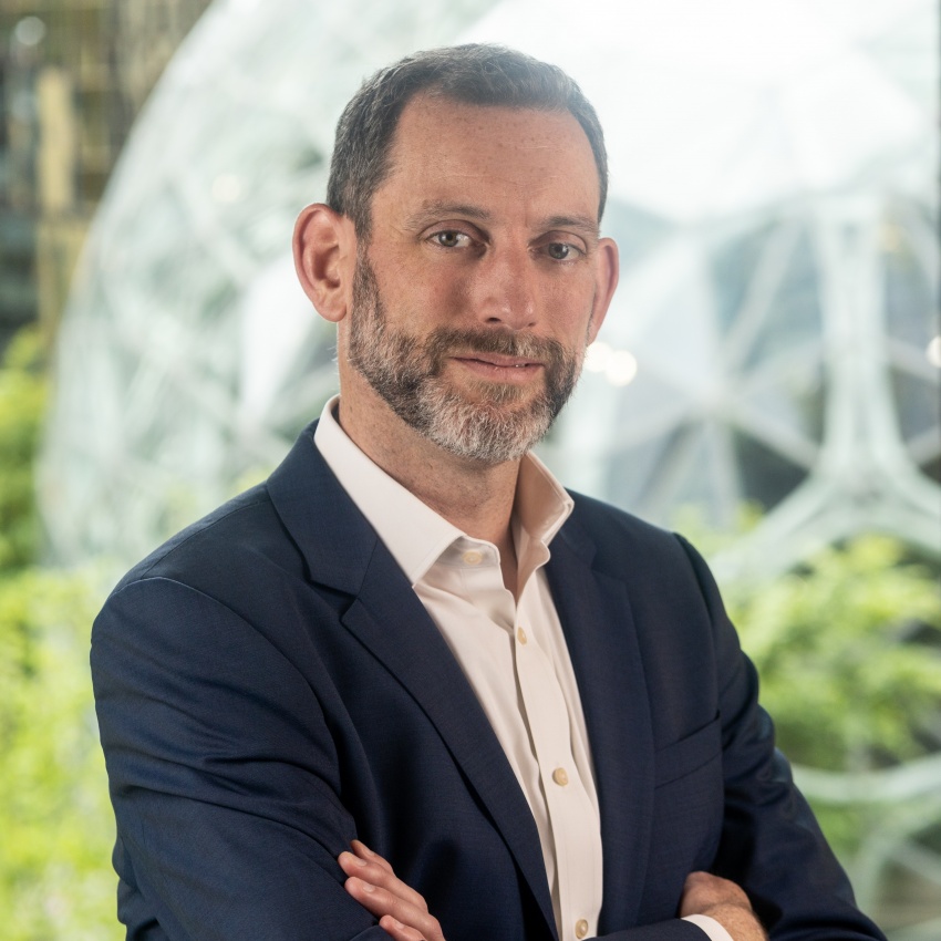 The next industrial revolution: Power of AI and Cloud in manufacturing