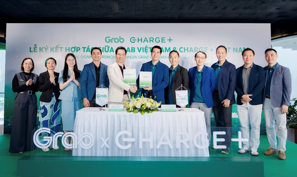 Charge+, Grab partner to develop EV charging network in Vietnam