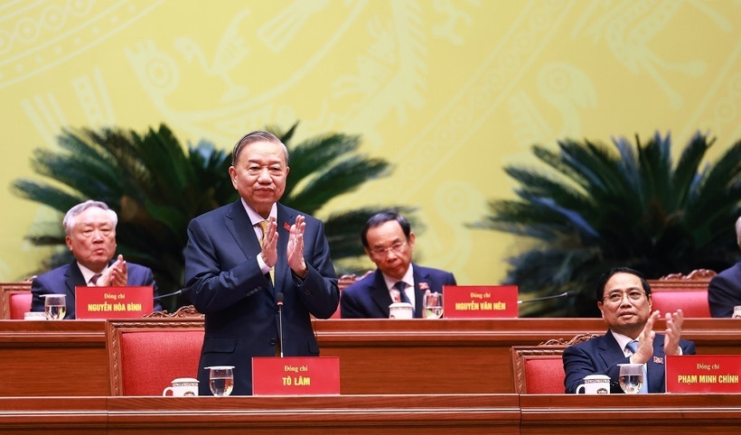 Highlights of fourth working day of 14th National Party Congress