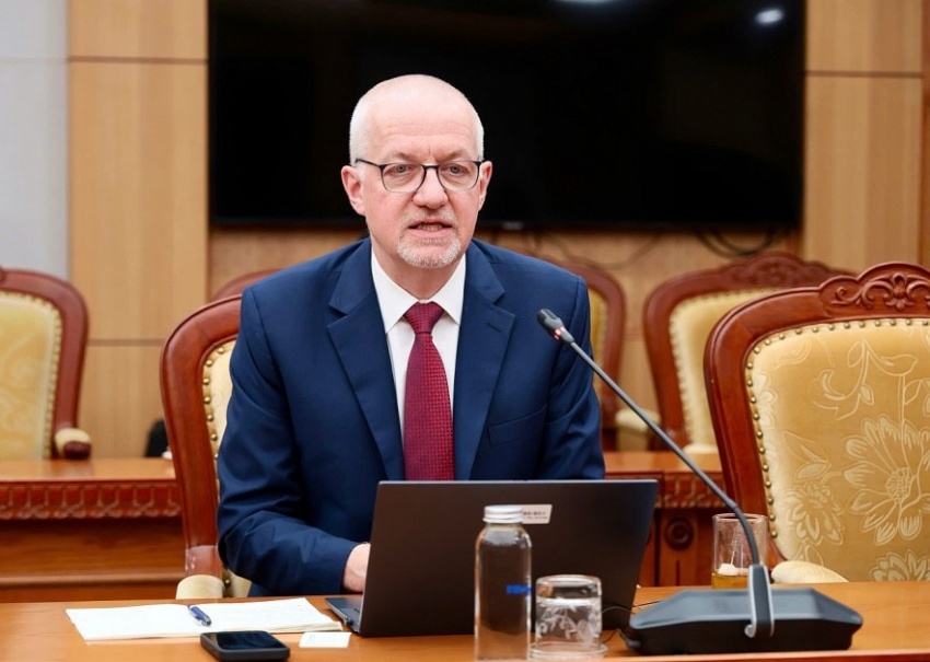 WB and IMF support Vietnam to improve capacity on public debt and risk management