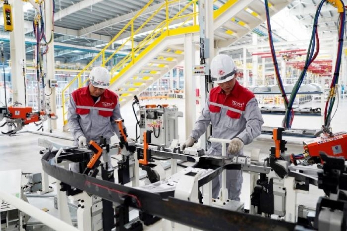 Manufacturing growth remains solid in early 2026