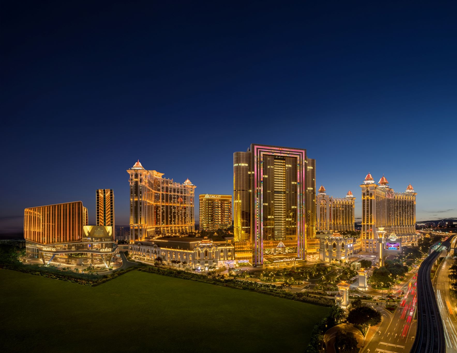 Galaxy Macau Earns 12 Forbes Five-Star Awards