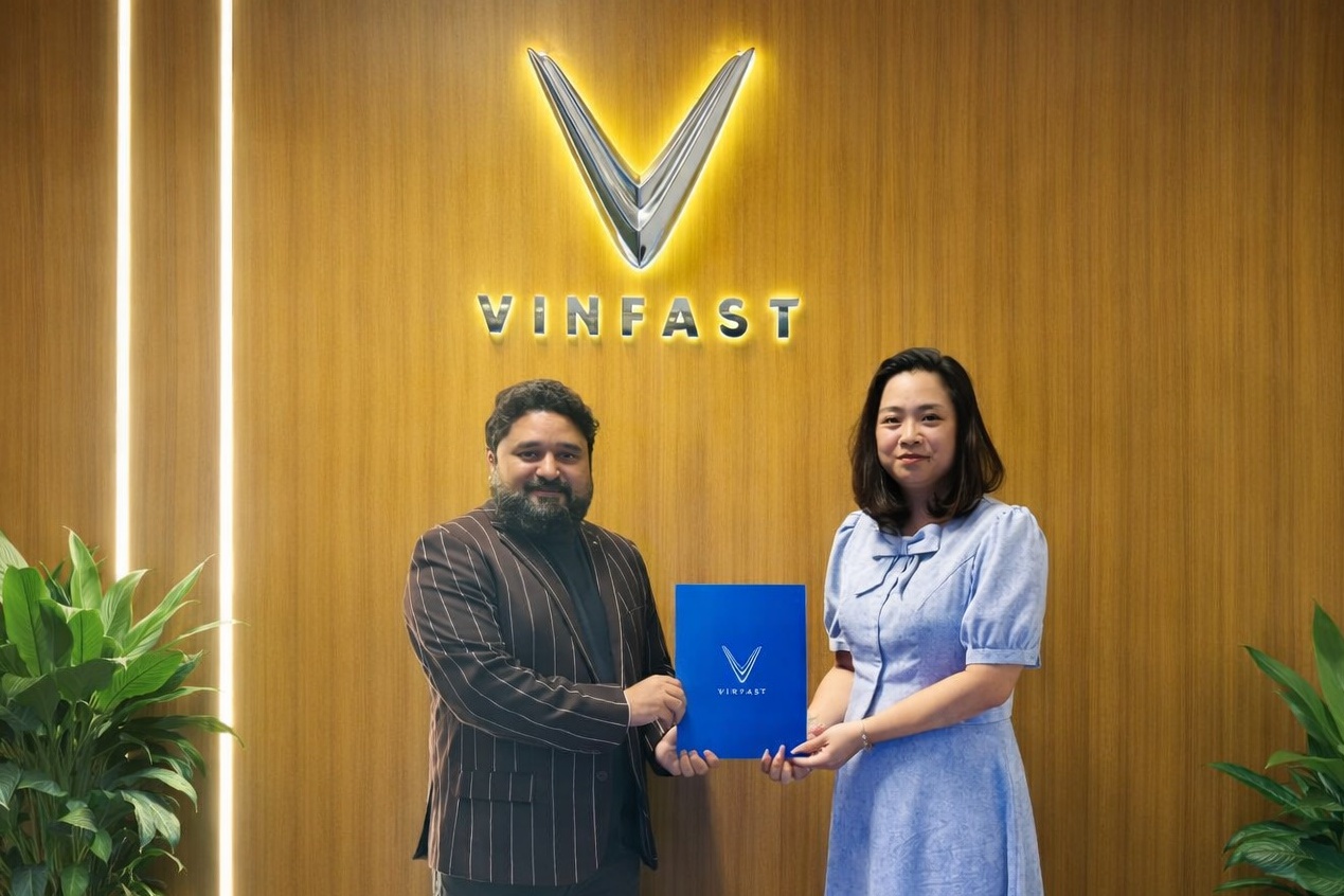 VinFast Middle East partners with PlusX Electric in UAE