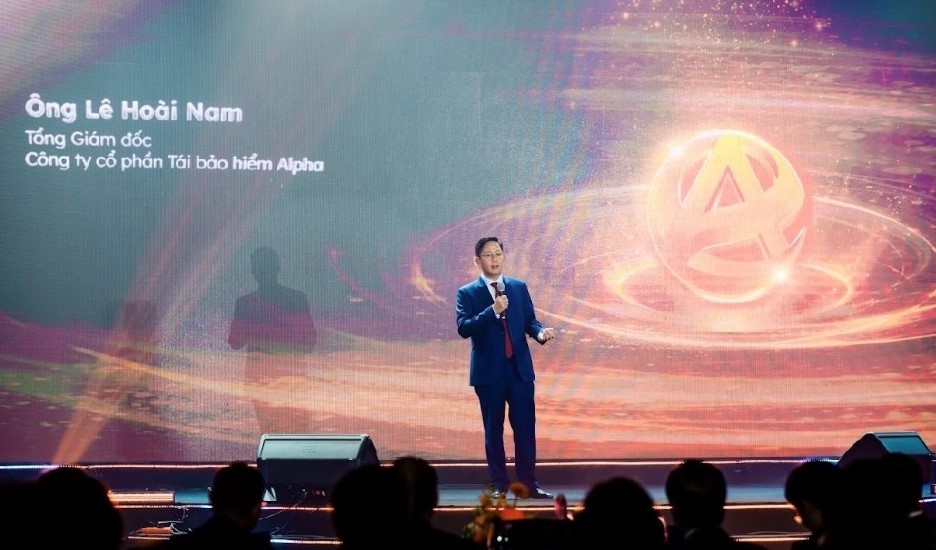 AlphaRe advancing Vietnam’s insurance legacy through AI approach