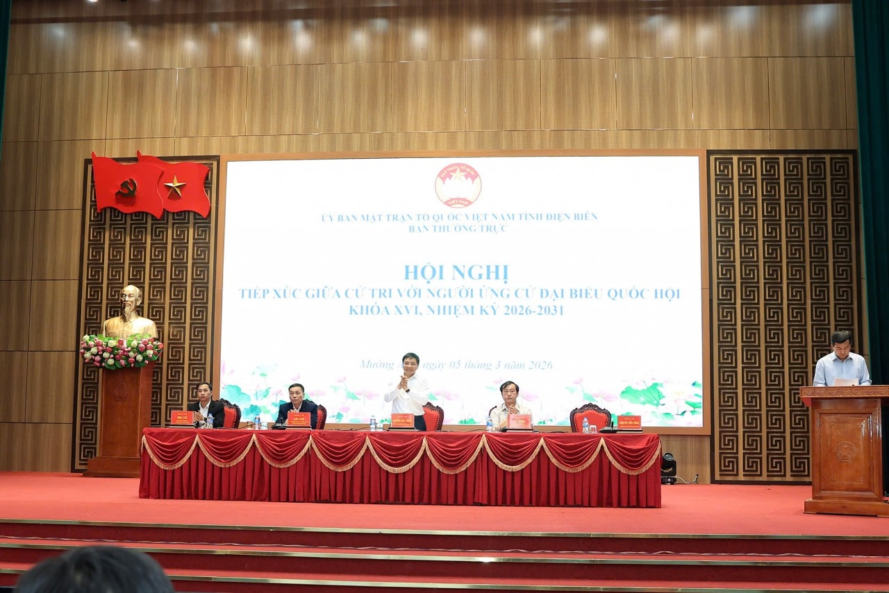 Finance Minister Nguyen Van Thang meets voters in Dien Bien ahead of NA elections