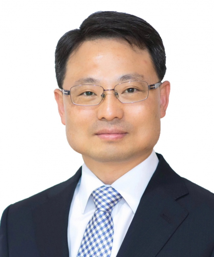 Financing the forest keepers