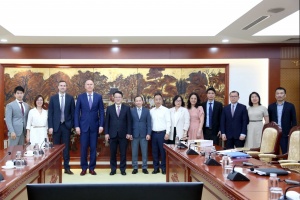 IMF mission in Hanoi for policy talks with MoF