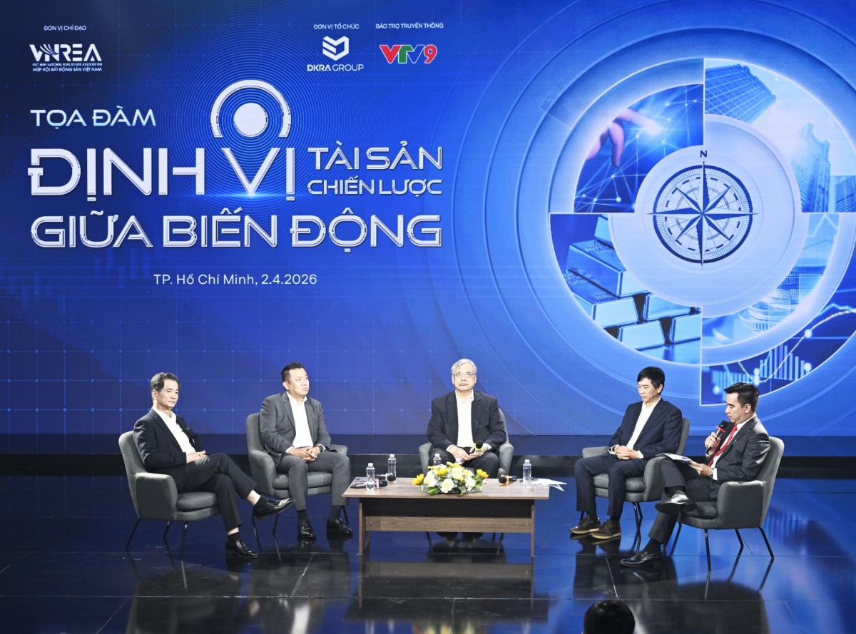 No more “cheap money” for real estate, experts say