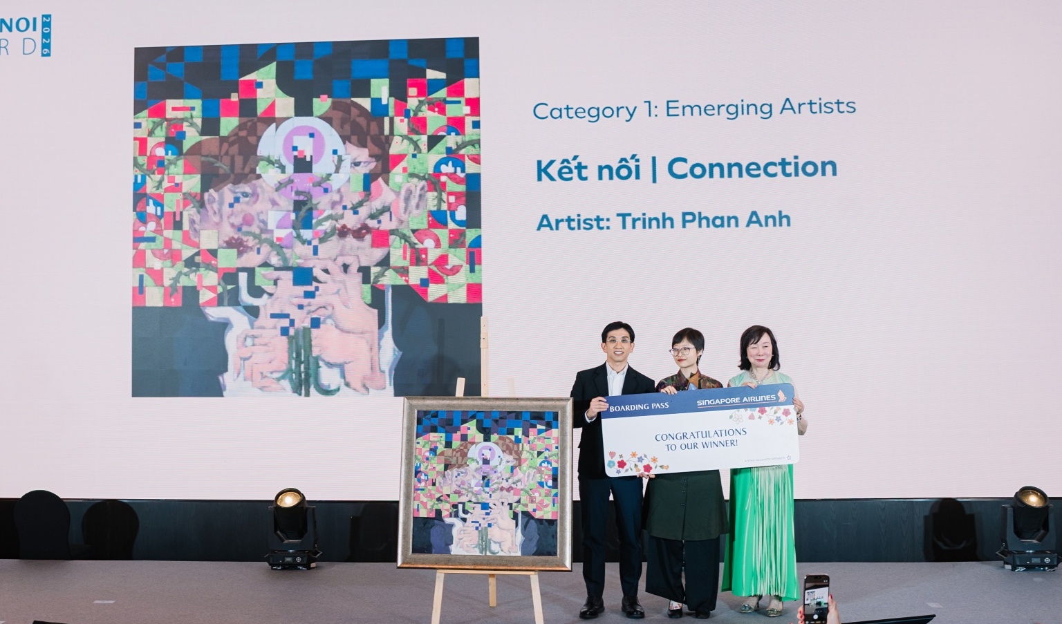 Young artists honoured at Pan Pacific Hanoi Art Awards
