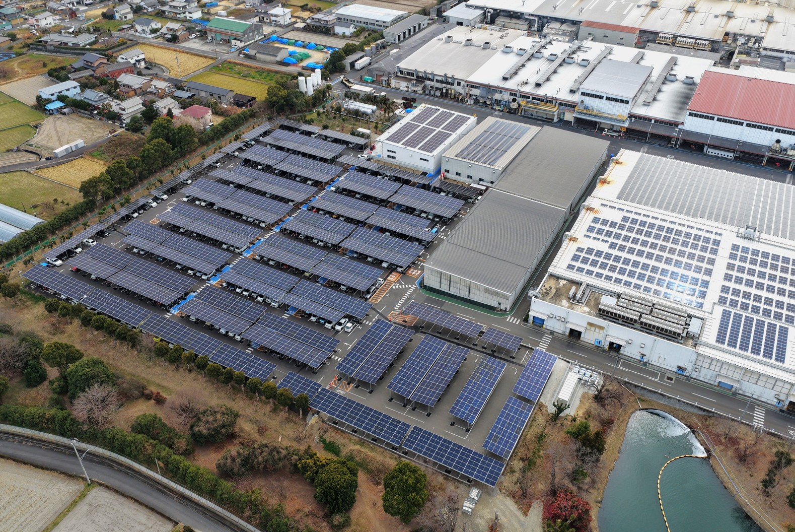JTEKT commissions 2,500 MWh solar carport in Kagawa