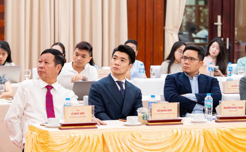 Seminar marks 40 years of doi moi with call for private sector reform