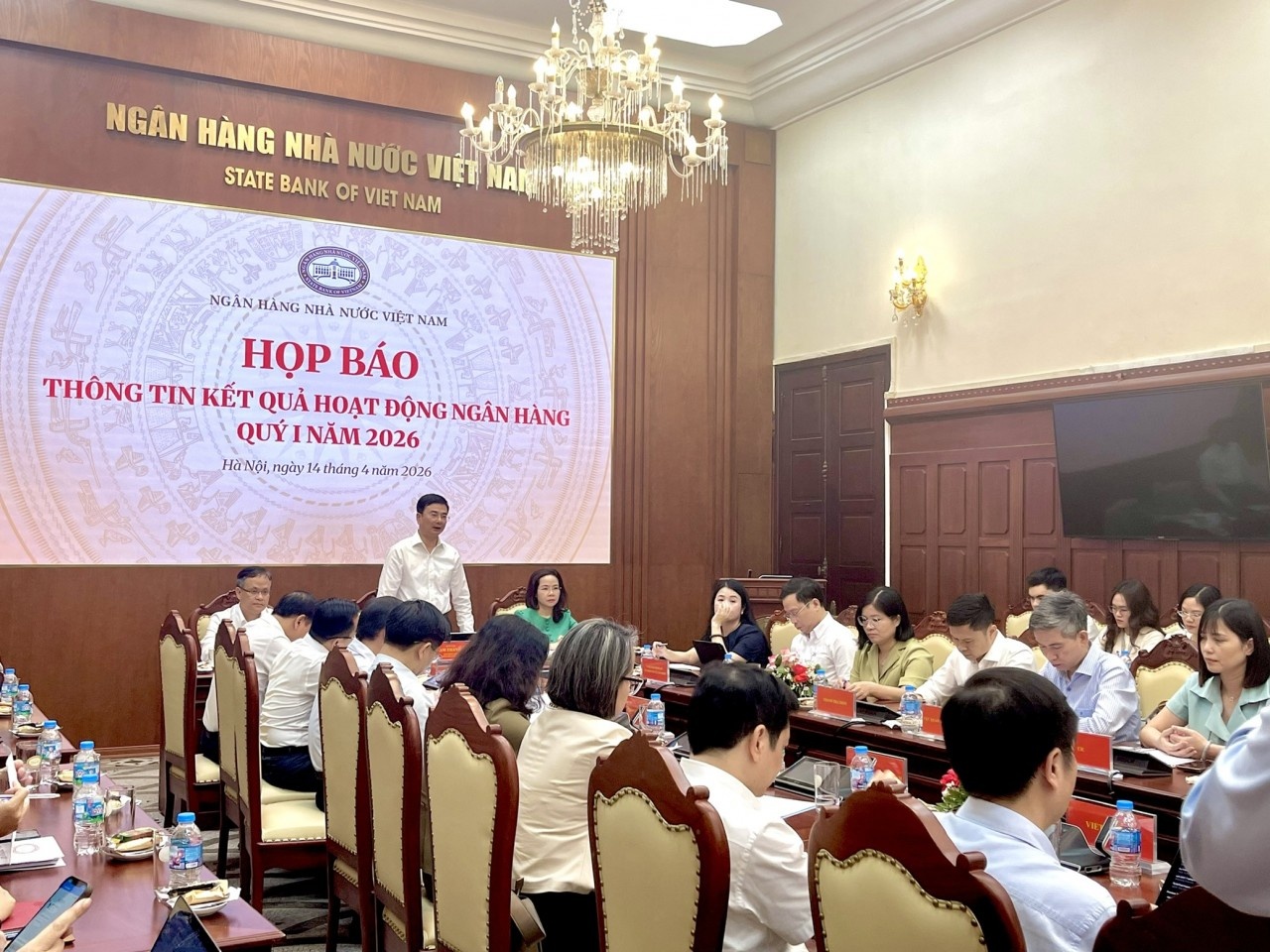 Banks cut rates as credit growth gains pace