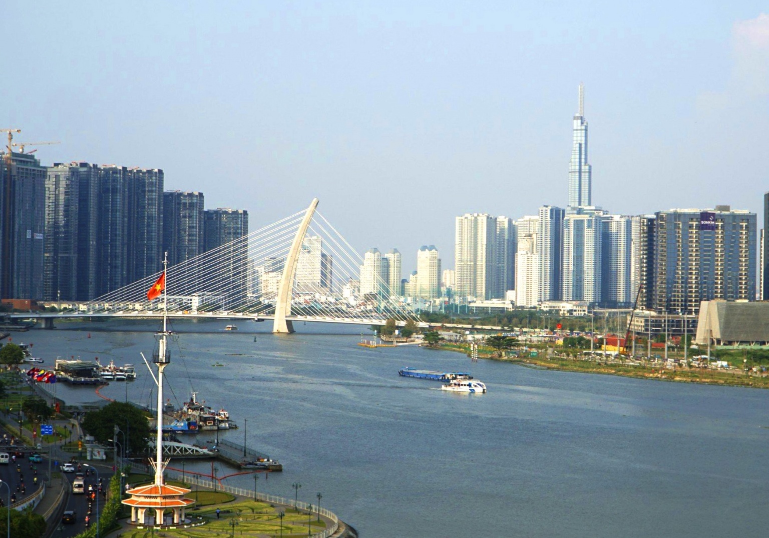 Ho Chi Minh City issues regulations on Airbnb-style rentals