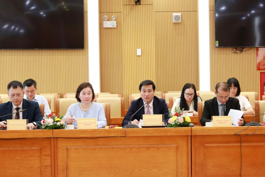 USABC firms explore aviation, seaport, rail investment in Vietnam