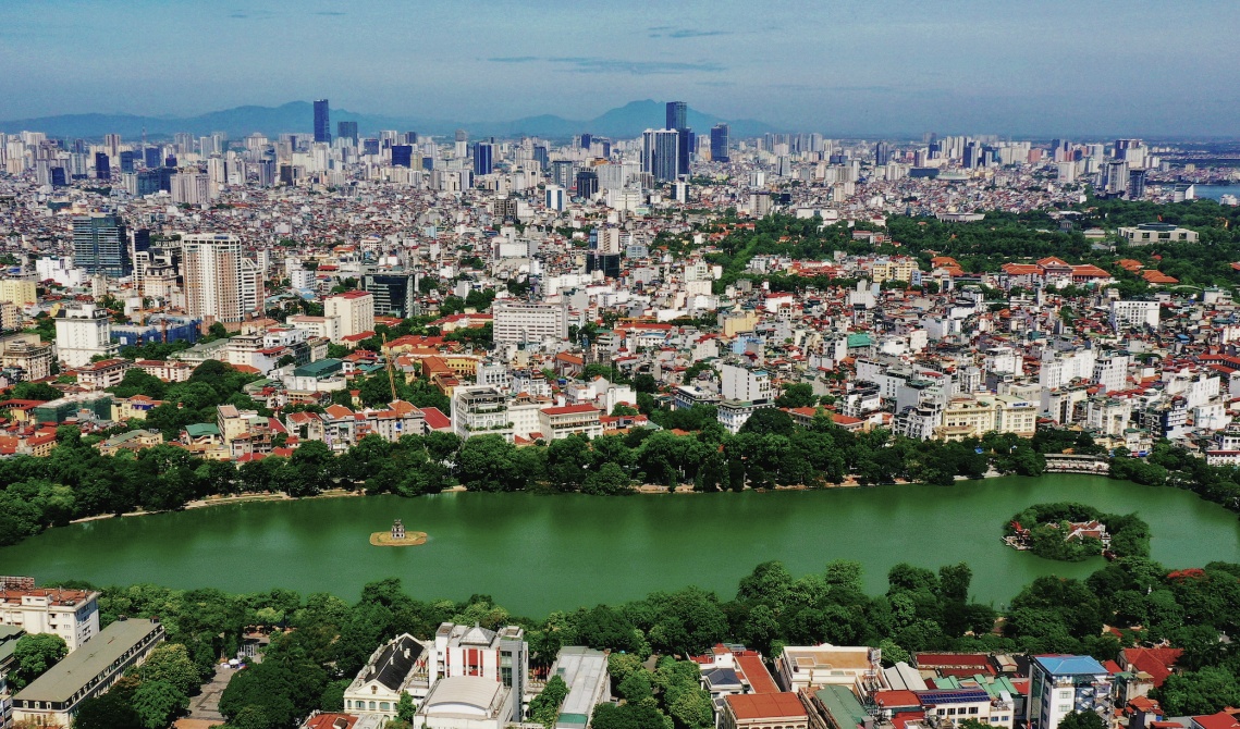 Hanoi mulls time-based petrol motorbike ban on 11 streets