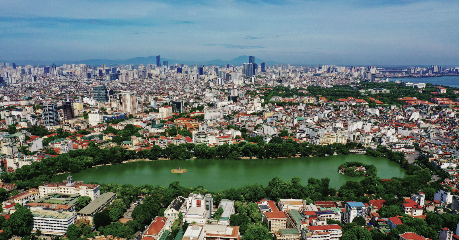 Hanoi considers time-based petrol motorbike ban on 11 inner-city streets