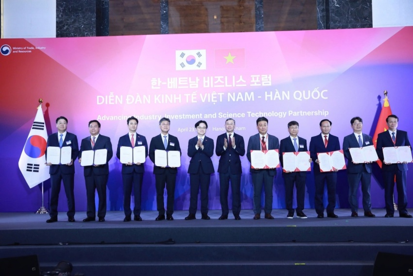 Vietnam-South Korea forum outlines three pillars for strategic partnership