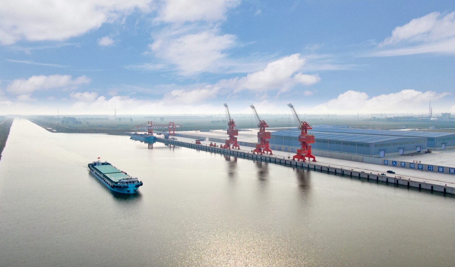 Boxing Port launches first foreign trade shipment to Philippines