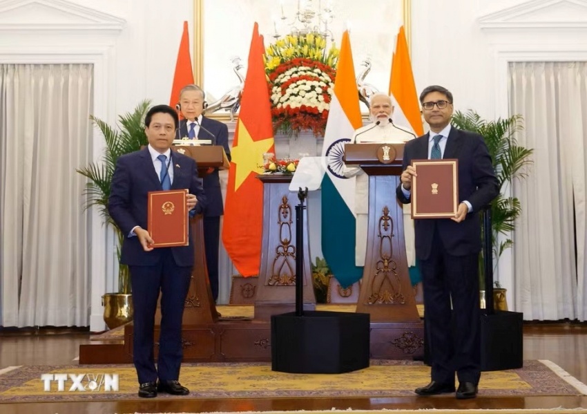 Vietnam and India sign 13 cooperation agreements
