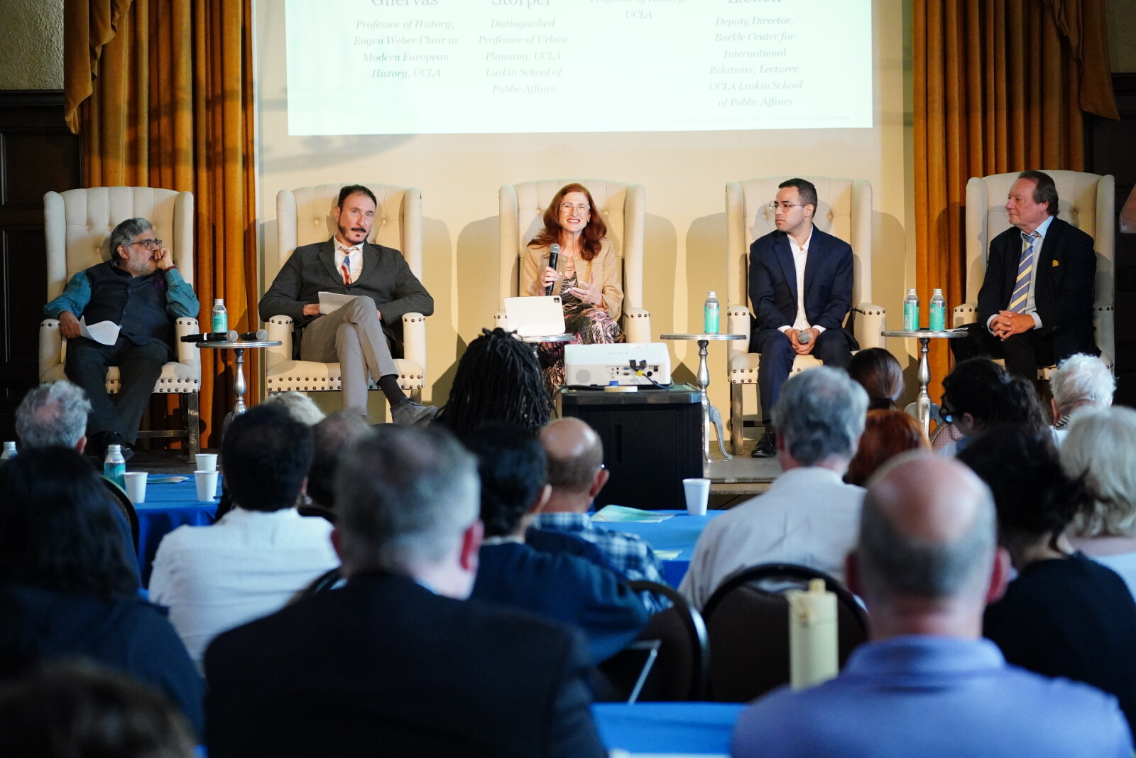 Presentation of the 2026 Berggruen Governance Index: On 6 May in Los Angeles, the following individuals discussed the findings of the study (from left): Vinay Lai (Professor of History, UCLA), Michael Storper (Distinguished Professor of Urban Planning, UCLA), Stella Ghervas (Professor of History, UCLA) and the two authors of the study, Joseph Saraceno and Prof. Helmut Anheier (both from UCLA's Luskin School of Public Affairs). Democracy News Alliance / Jordan Strauss/AP for DNA